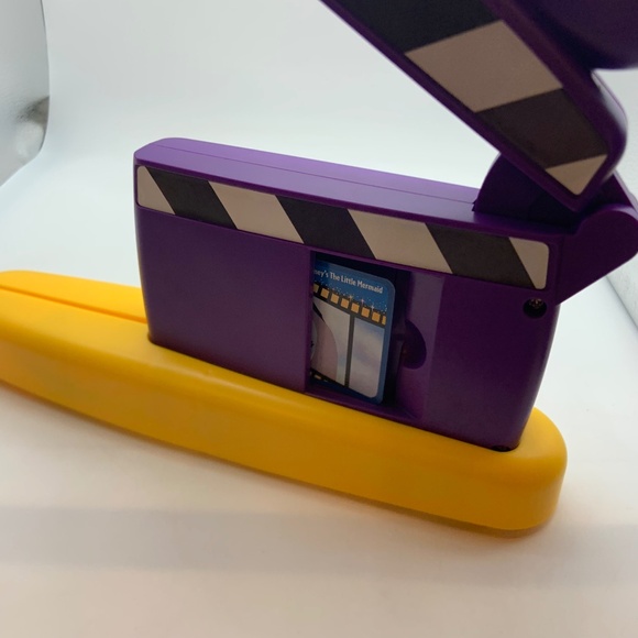 Disney Family Charades Game w/ Electronic Musical Clapboard Timer Mattel 2001 - Picture 6 of 15